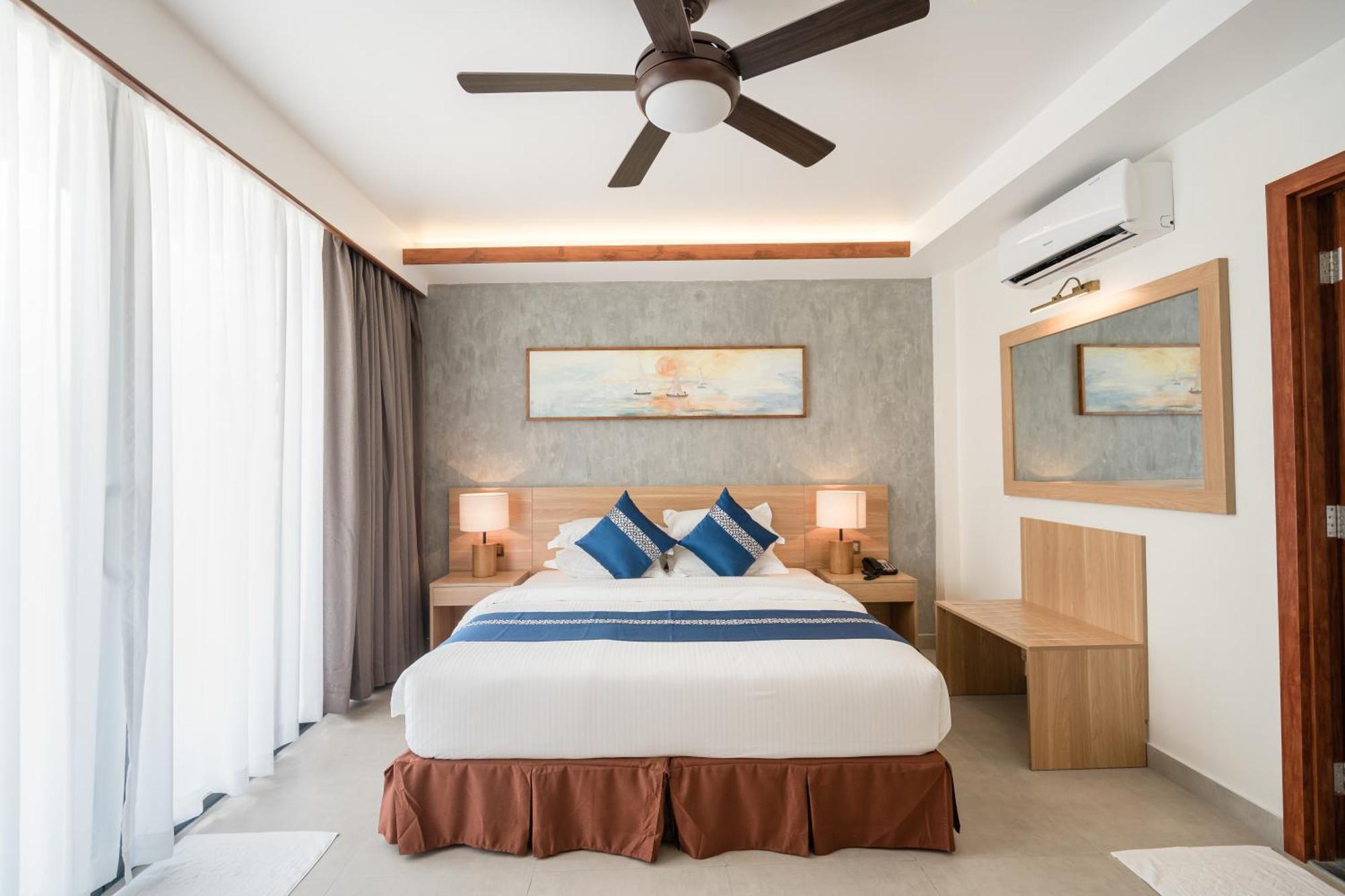 Hotel Ayala Oceanview Maldives Gulhi Exterior foto
